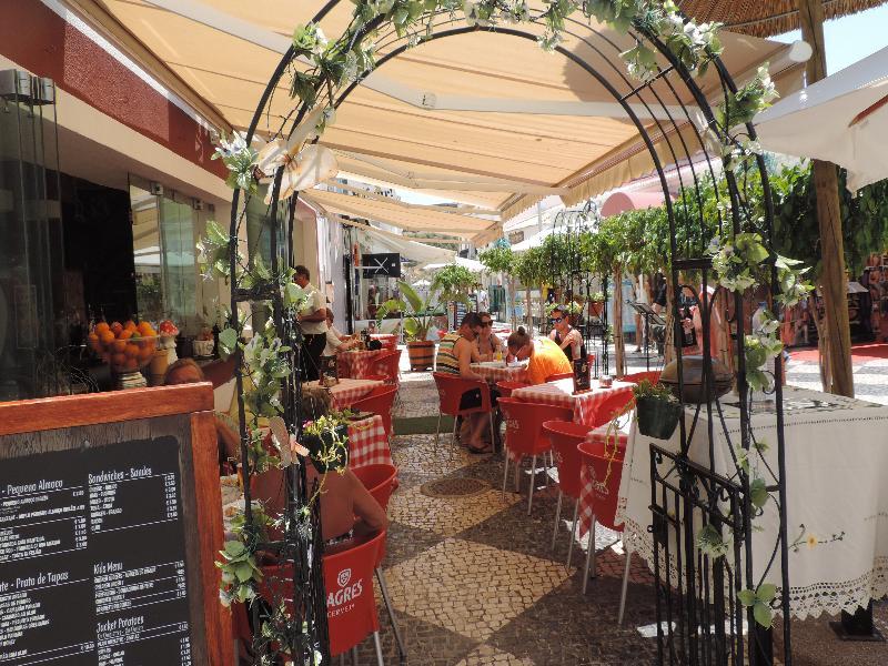 Bertolina Guest House Albufeira Exterior photo